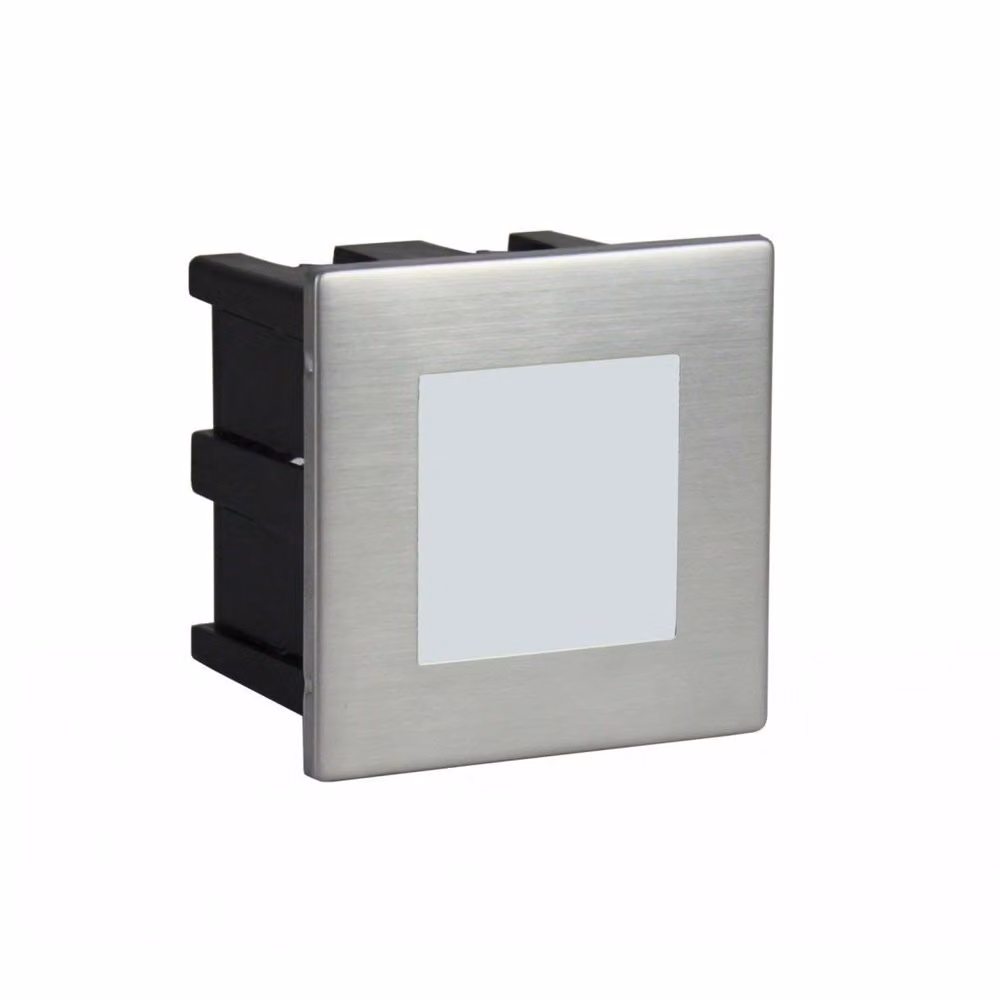 Lampada da incasso per facciate a LED 1,5W argento IP65 SU-MA Mur F 04