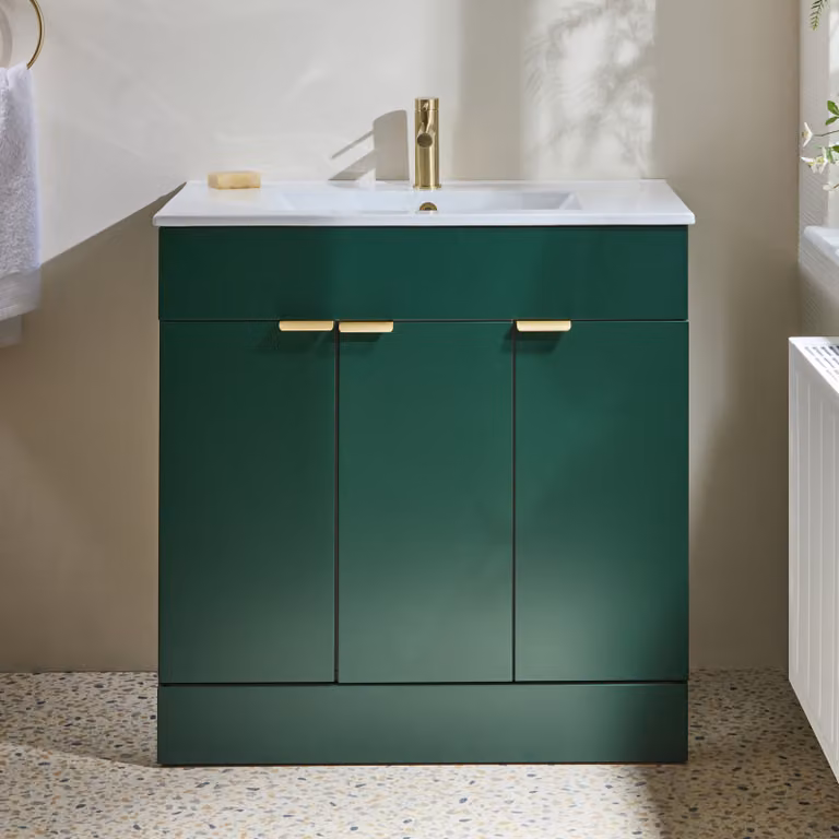 Mobile Bagno a Terra Verde Scuro da 810mm con Lavabo e Maniglie con Impugnatura a Dito in Oro  Satinato - Cluo