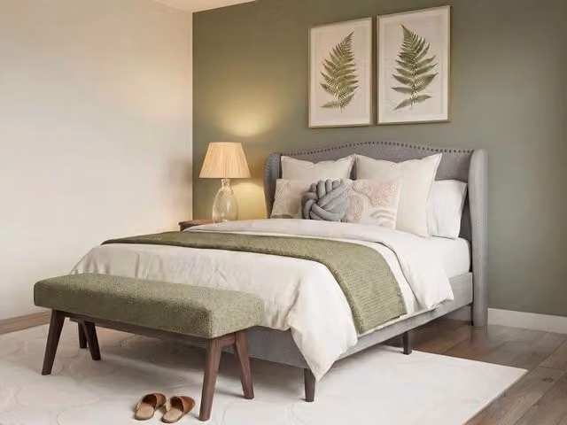 Letto imbottito Beliani in tessuto grigio con struttura in legno di gomma L/P/H: 215 x 160 x 107 cm