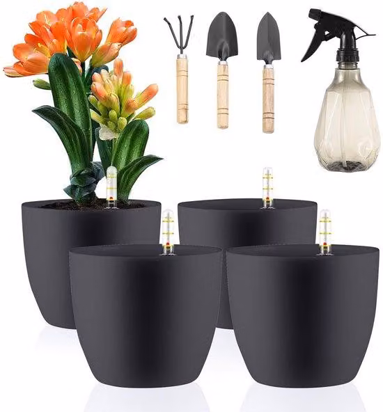 Set di 4 vasi Unyqoos®, in plastica, 15,5 x 13 cm – con sistema di autoirrigazione e indicatore del livello dell'acqua, sistema di irrigazione integrato, inclusi 3 palettine per piante e un annaffiatoio