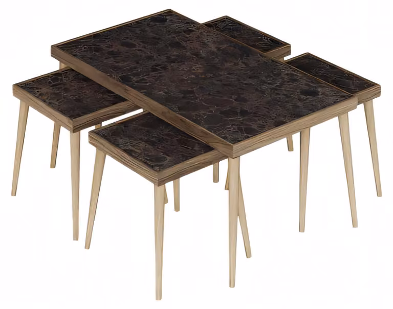 Eleganter brauner Holztisch-Set mit Couchtisch und Beistelltischen