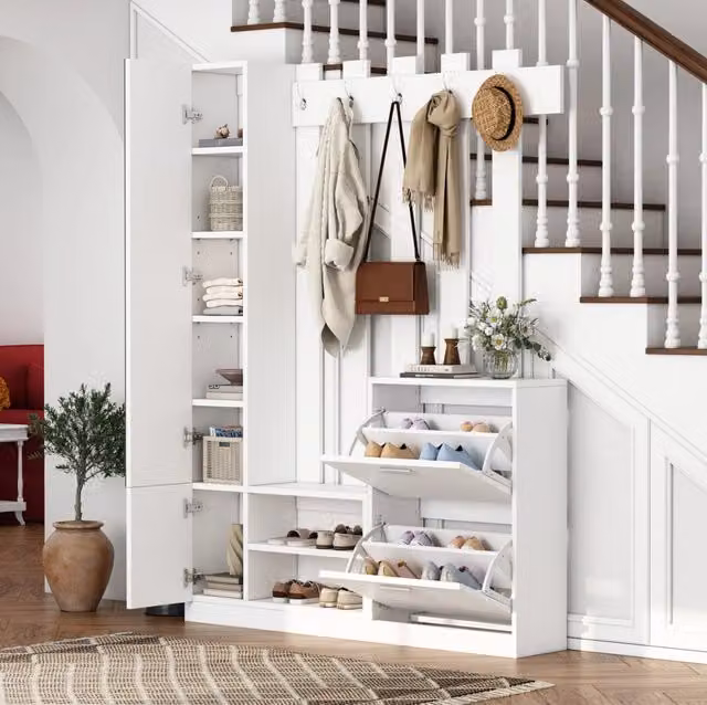 Mobile ingresso 135x25x180 cm con specchio e 2 scarpiere; 5 ganci in pannello truciolare bianco