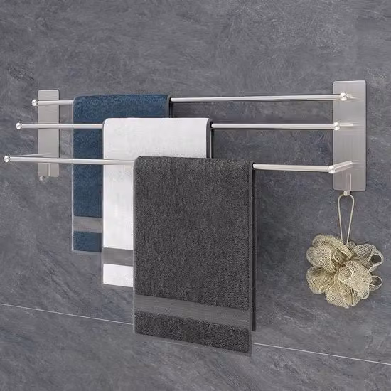 Maniglione per asciugamani 3 stanghe senza fori 75cm acciaio inossidabile SUS304 maniglione adesivo per asciugamani argento Maniglione per asciugamani con due ganci per cucina, bagno, camera da letto argento