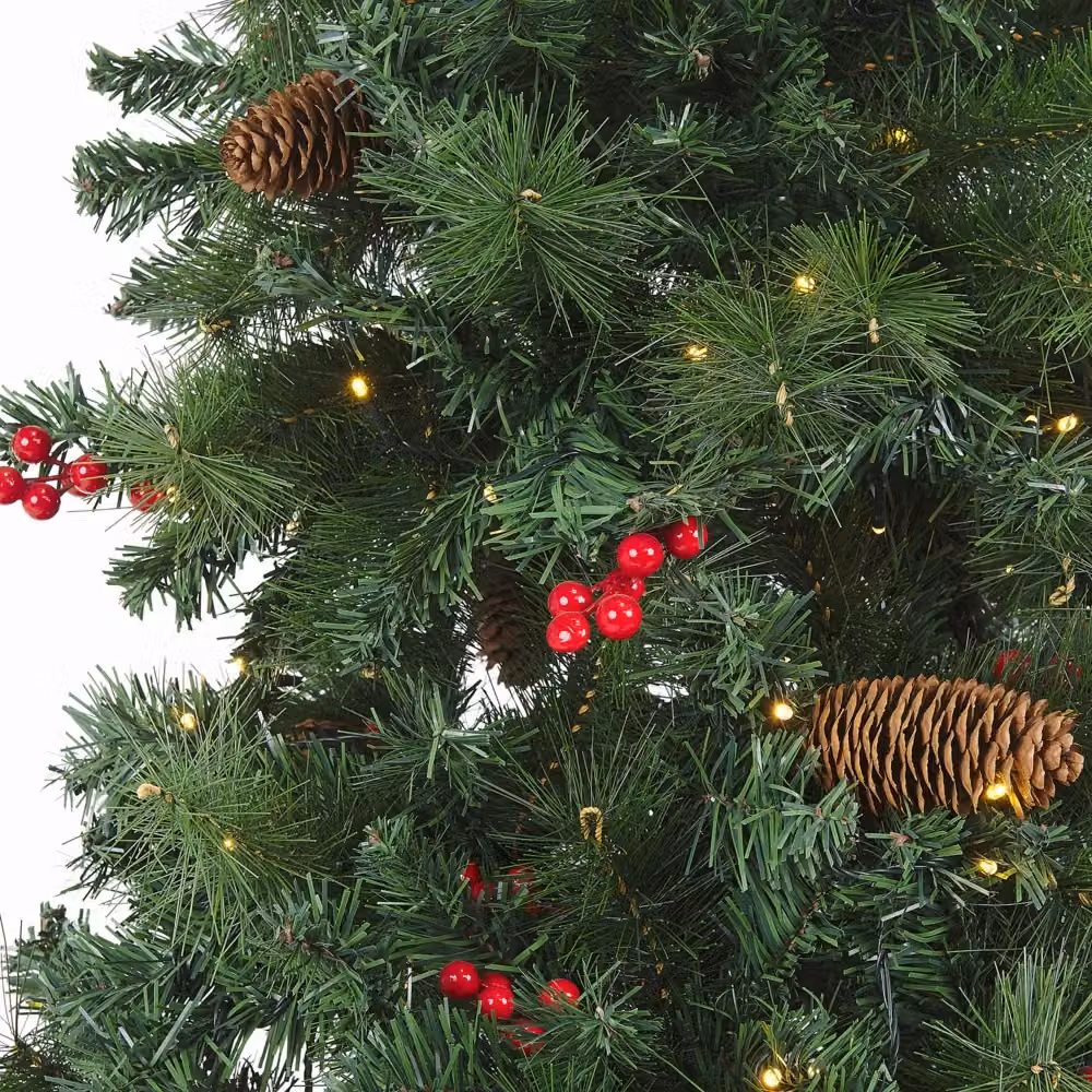 Albero di Natale Artificiale Beliani Verde con Luci LED Bianco Caldo e Pigne, Altezza: 180 cm – 2