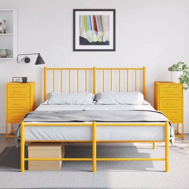 Set di 2 comodini Design Mania in metallo giallo opaco, modello da parete L/P/H: 36 x 39 x 78 cm
