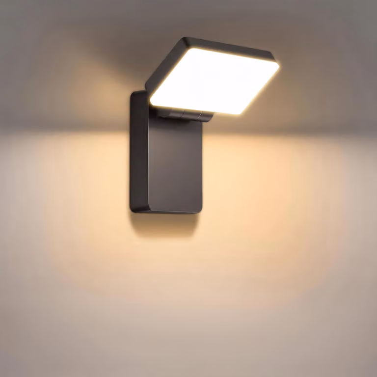 Lampada a LED da parete, 40W, 3000K, orientabile, grado di protezione IP65, per uso esterno