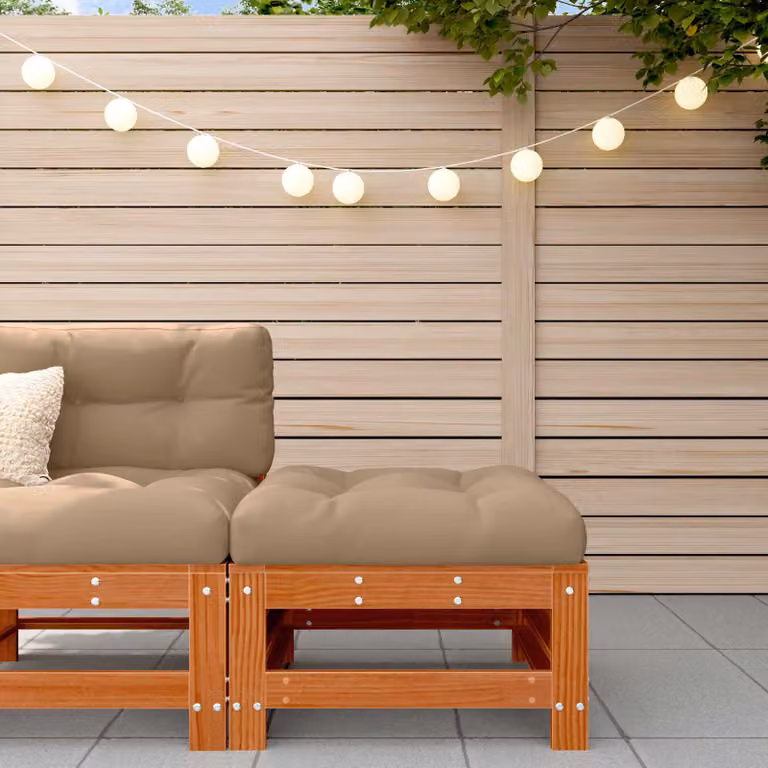 Poggiapiedi da giardino vidaXL in legno di pino massiccio cerato, colore marrone beige, L: 57,5 cm, P: 30,0 cm, H: 30,0 cm
