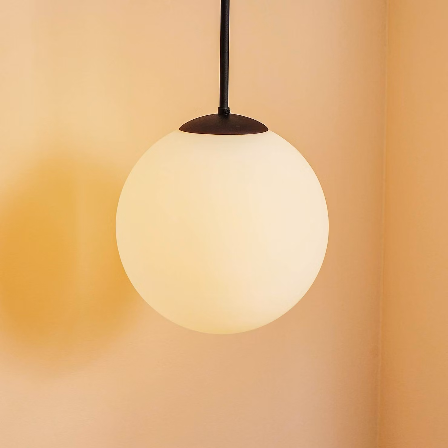 Lampada a sospensione Dione ALDEX, dimmerabile, Bianco / Opale, Soggiorno / Sala da pranzo, Vetro, Moderno, Lampada a sospensione