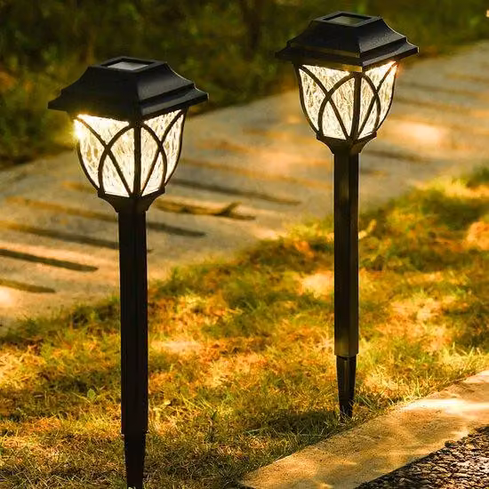 Set di lampade a palo solari, 2 pezzi, con sensore di movimento, per recinzioni in legno