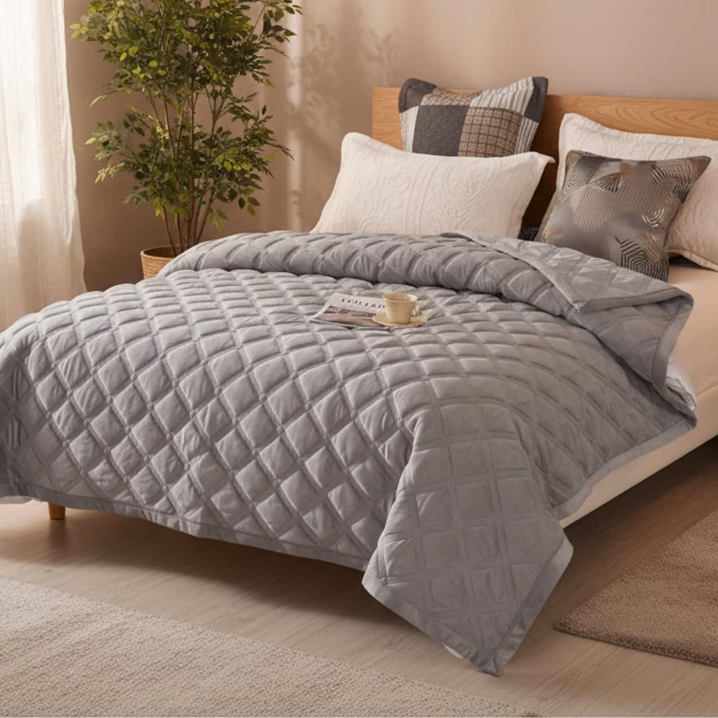 Set di lenzuola in microfibra, composto da: lenzuolo copripiumino 220x240 cm, 2 federe 50x70 cm