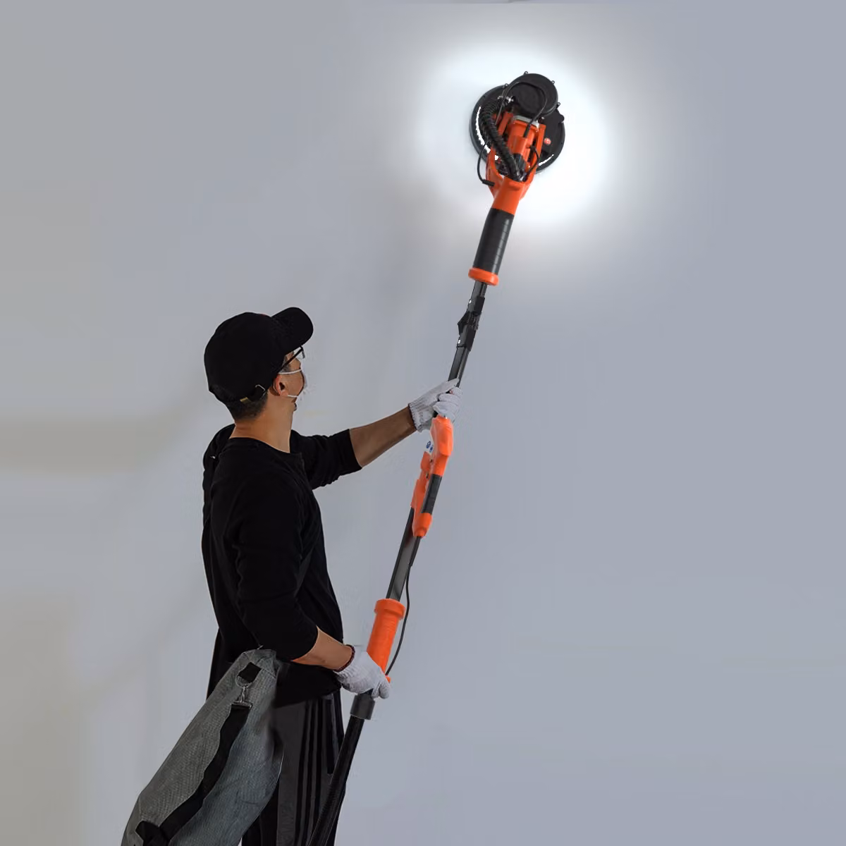 Levigatrice per cartongesso Costway 750 W, levigatrice elettrica pieghevole arancione con sistema di aspirazione automatica