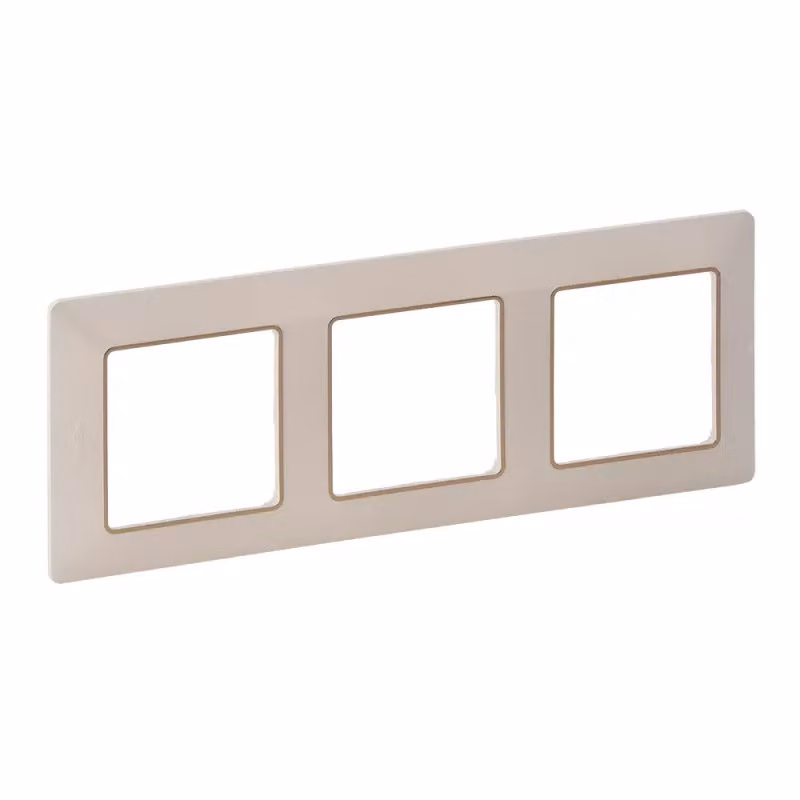 Legrand Valena Life Telaio a 5 prese Colore: bianco mandorla/cromo 754063