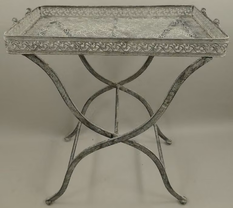 Casa Padrino Tavolo da giardino in stile liberty grigio antico 60 x 40 x h. 70 cm - Tavolo pieghevole in metallo con maniglie per il trasporto - Arredo Giardino e Patio