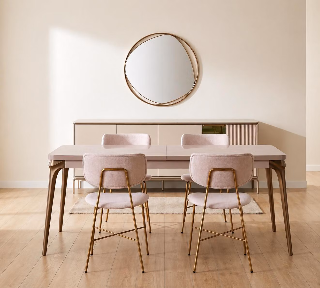 Set da pranzo moderno composto da un tavolo elegante e quattro sedie