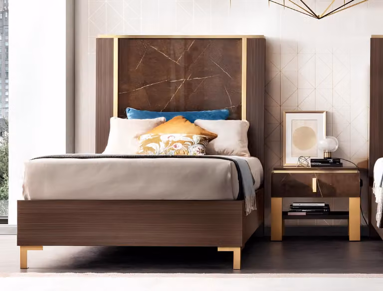 Bett Nachttisch Schlafzimmer Polsterbett Klassisch Designer Möbel arredoclassic