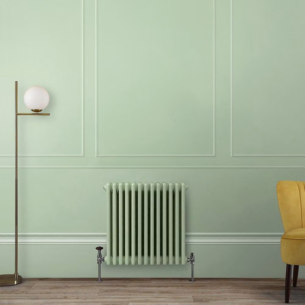 Radiatore Tradizionale a Tripla  Colonna Orizzontale Verde (Pippin Green) - 600mm x 605mm - Regent