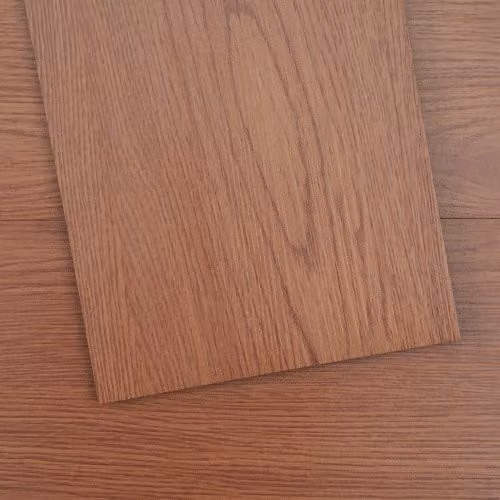 Pavimento in Vinile Autoadesivo VEVOR Effetto Legno Marrone Scuro, 36 Piastrelle Spesse 2,5 mm, L: 914 mm x P: 152 mm