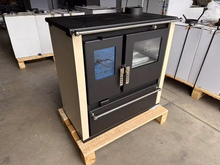EEK A+ - Forno da cucina in acciaio inossidabile CS Plus, stufa a legna, 7,7 kW - Pannelli laterali beige