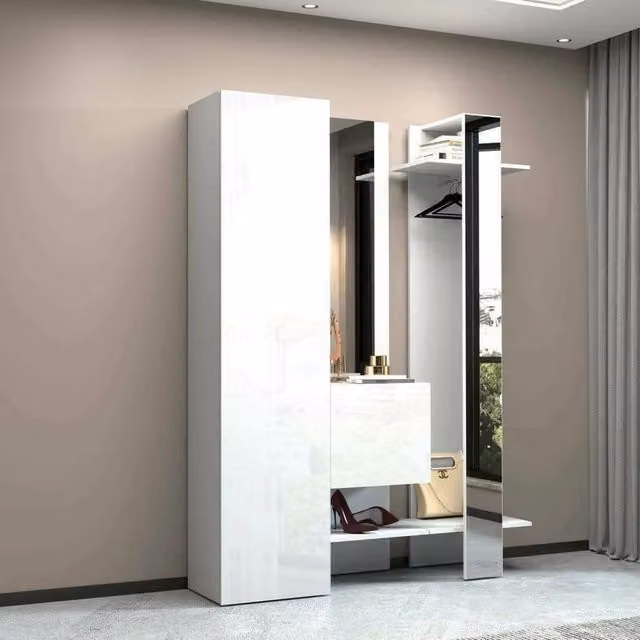 Mobile da ingresso Arabelle DMORA, armadietto multifunzione a 2 ante con specchi e appendiabiti, Bianco lucido, L: 140 cm, P: 35 cm, H: 190 cm – 1