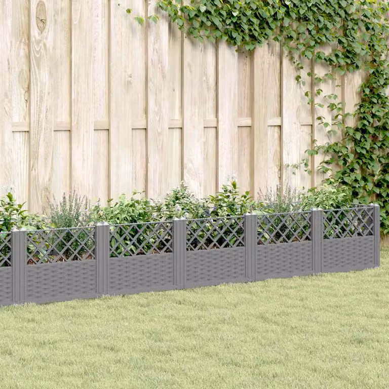 Fioriera da giardino con picchetti vidaXL in plastica grigio chiaro L: 363,5 cm, P: 43,5 cm, H: 43,5 cm
