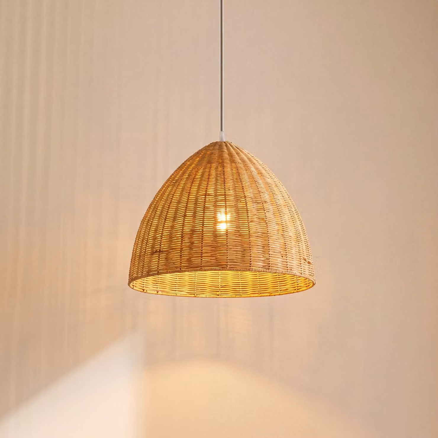 Lampada a sospensione Laverne Lindby, dimmerabile, Legno chiaro, Soggiorno / Sala da pranzo, Legno, Scandinavo, Lampada a sospensione