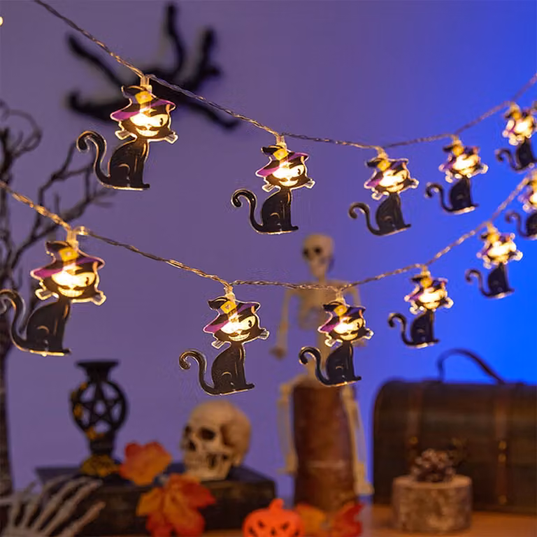 Catena luminosa a tema Halloween, 3 metri, 20 LED, con decorazioni a forma di gatti neri
