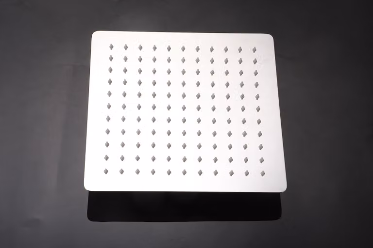 Soffione a pioggia angolare Marwell - 25 x 25 cm - cromo