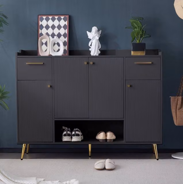 Scarpiera con 2 cassetti; 4 ante e vano aperto; 130x37x100 cm; nero