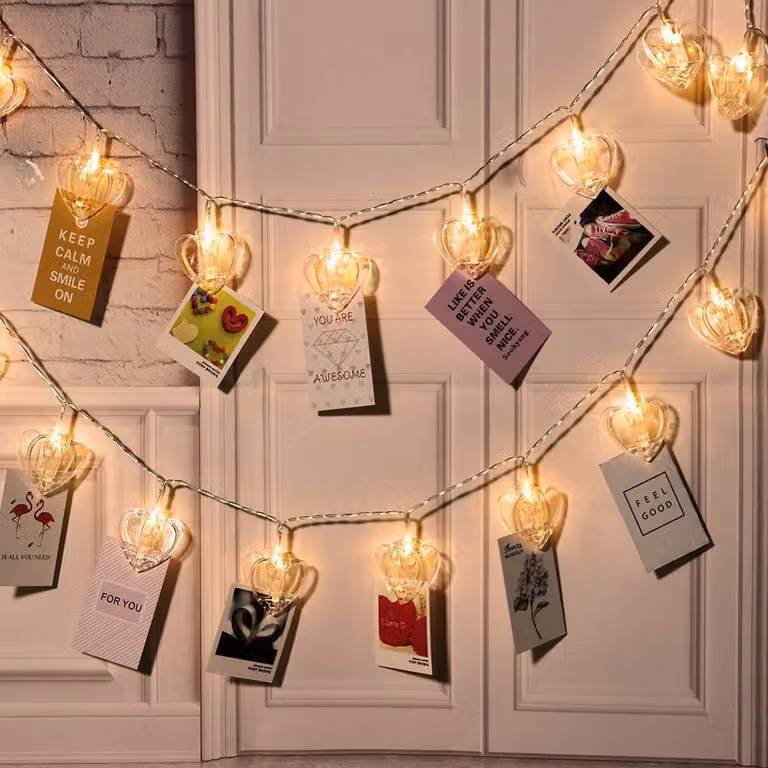 Catena luminosa a LED con 20 luci a forma di cuore, luce bianco caldo, lunghezza 3 metri, alimentazione a batteria