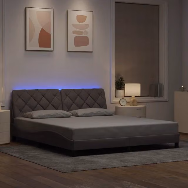 Letto con giroletto in tessuto con illuminazione LED e porta USB vidaXL, colore tortora, L/P/H: 180 x 200 x 151 cm – 1