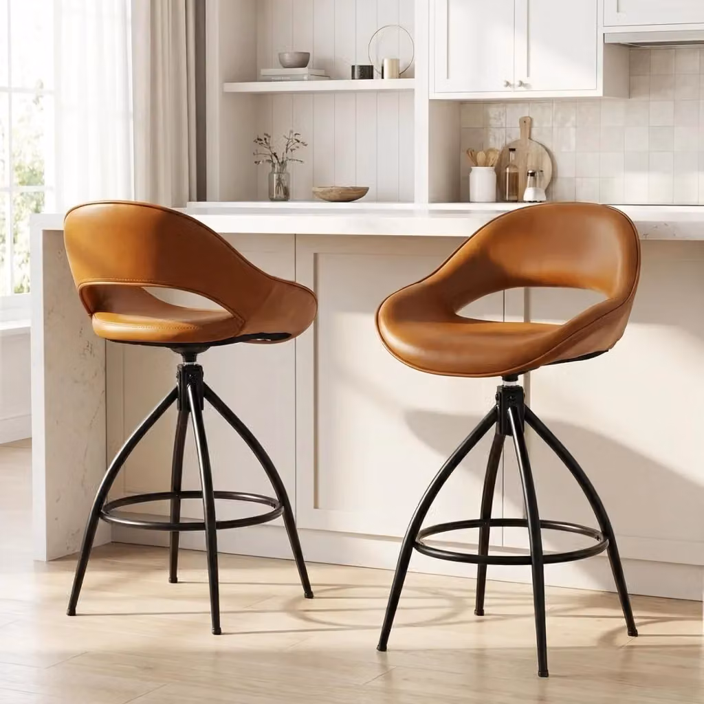 Set di 2 Sgabelli da Bar Costway Girevoli 360 con Schienale e Poggiapiedi in Finta Pelle e Metallo per Cucina e Sala da Pranzo, Disponibili in Nero o Marrone – 2