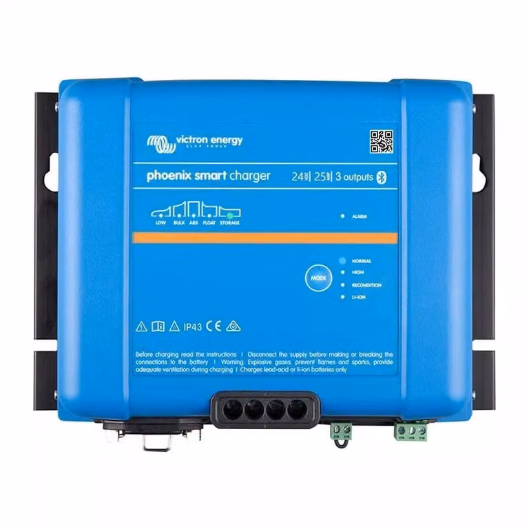 Victron Phoenix Smart IP43 Caricatore 24/25(3) 230V