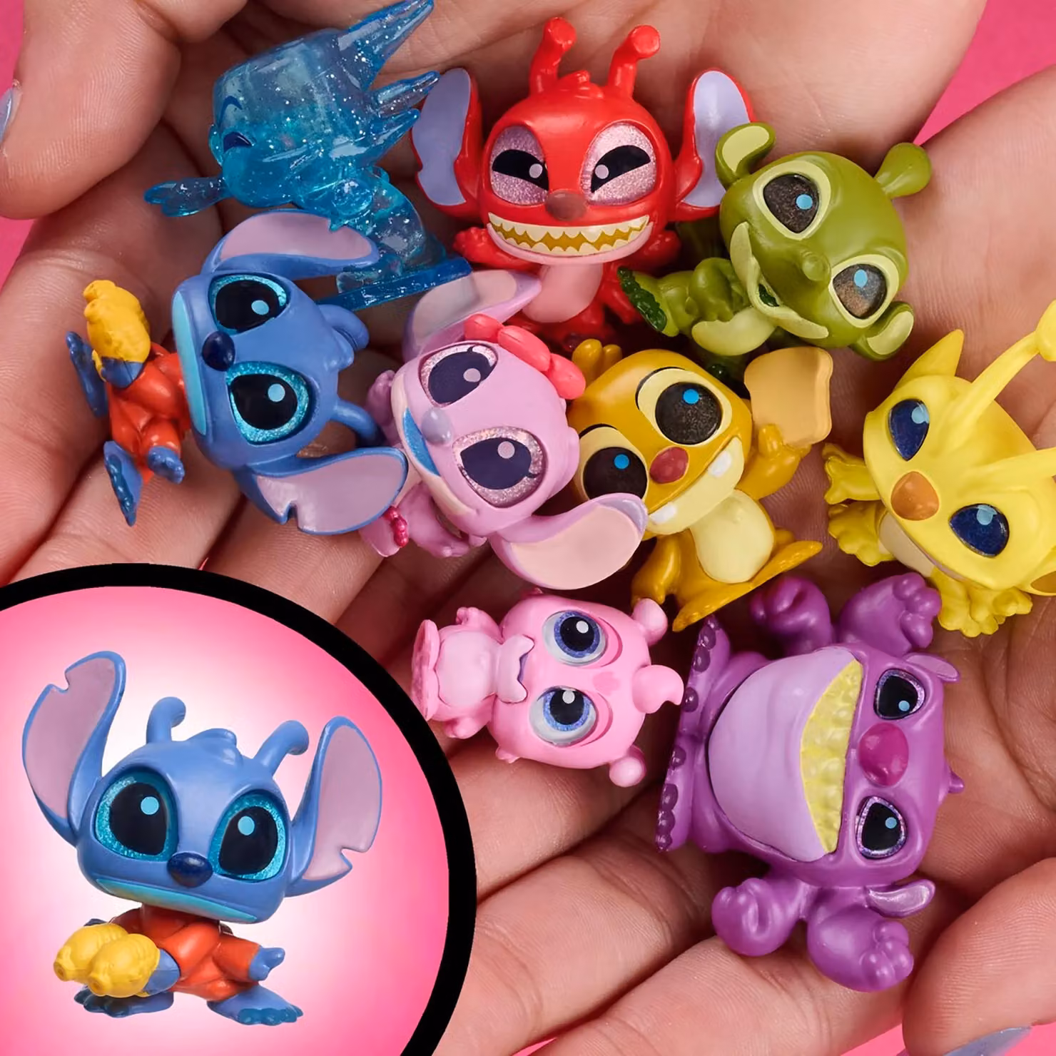 Just Play Disney Doorables Stitch Experiments Collection Peek Set di 9 Personaggi Collezionabili Multicolore – 3