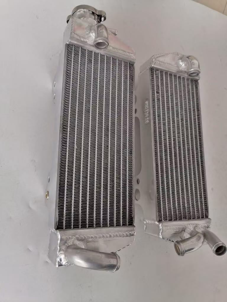 Radiatore in alluminio - Per KTM 250, 300, 360 - Anni 1995-1997 - Lucidato - Raffreddamento