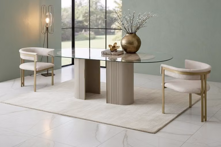 Elegante set da pranzo: tavolo da pranzo con piano in vetro e 2 sedie di design