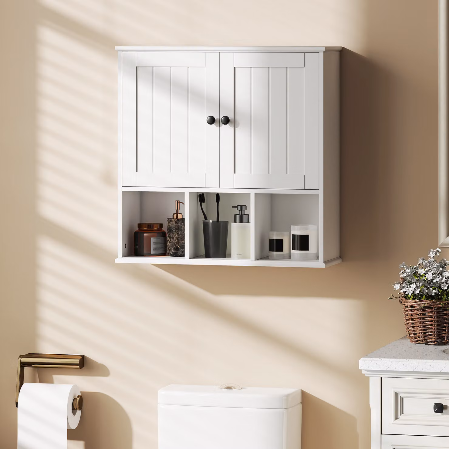 Armadio da parete per bagno HOMCOM bianco con 2 ante e ripiani regolabili – 2