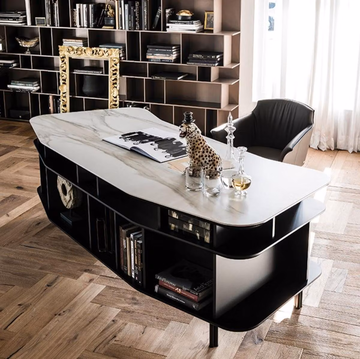 Casa Padrino scrivania con piano in Vetroceramica nero/bianco-oro 235 x 99 x h. 75 cm - Scrivania per ufficio - Scrivania per computer - Mobili per ufficio