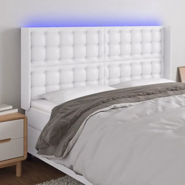 Testiera per letto con illuminazione LED e porta di ricarica USB vidaXL in similpelle bianca, L: 203 cm, P: 16 cm, H: 118-128 cm