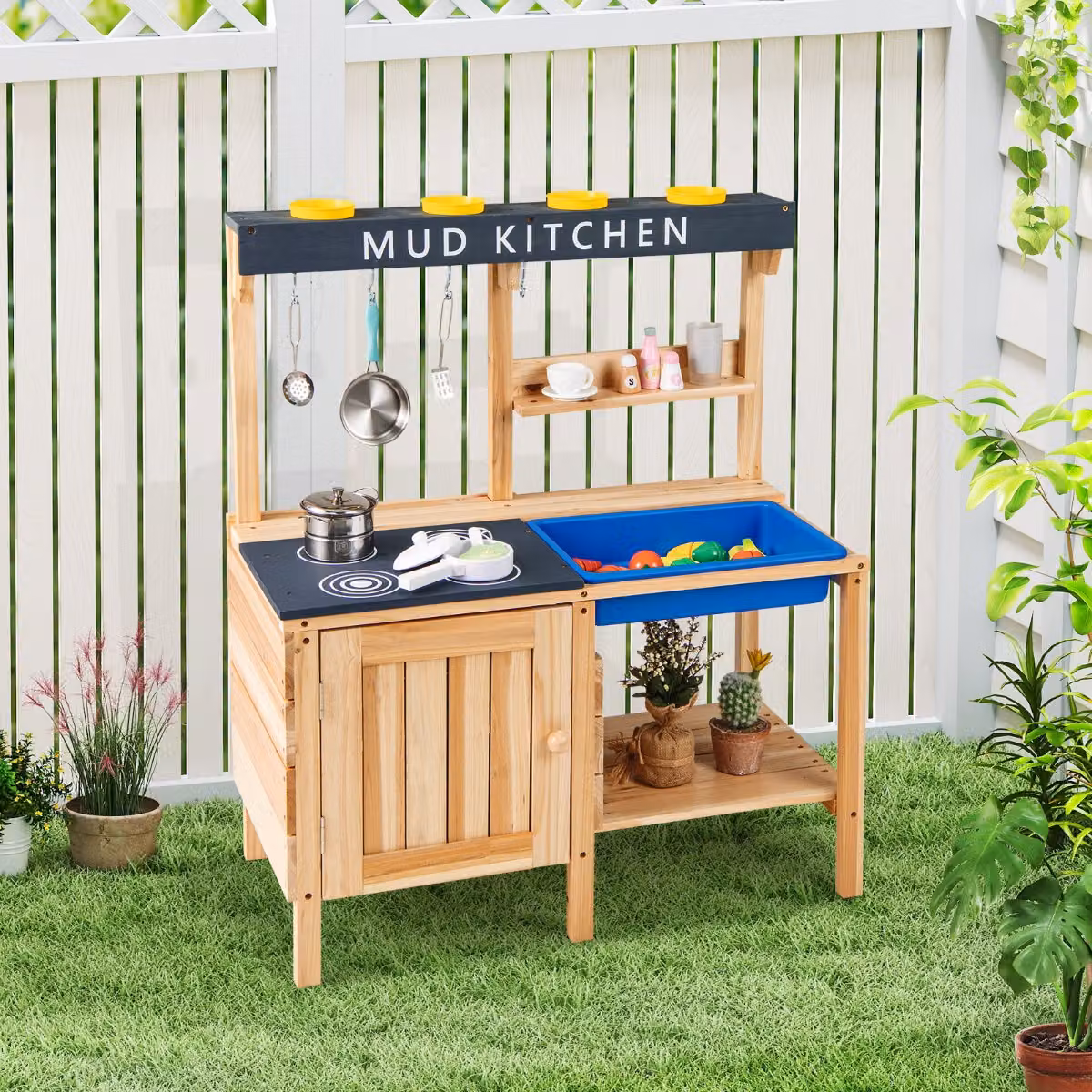 Cucina da esterno giocattolo in legno Costway per bambini dai 3 agli 8 anni con lavello removibile e 2 ripiani di stoccaggio, colore beige e marrone
