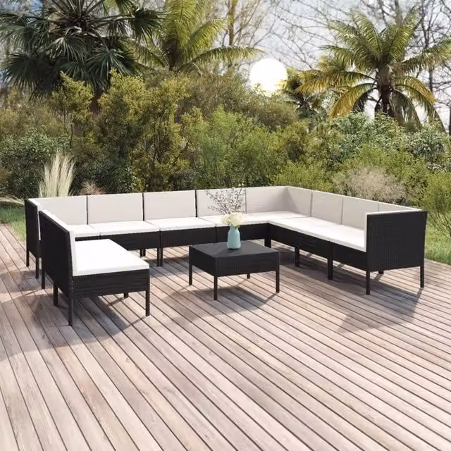 Set da giardino moderno vidaXL composto da 11 pezzi con divani a forma di U, tavolino da caffè e cuscini bianchi con struttura in metallo nero e rattan