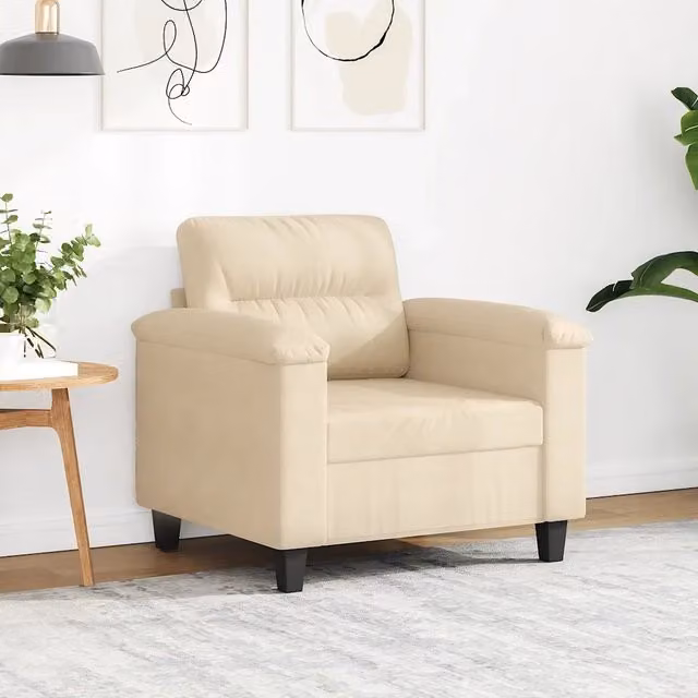 Poltrona moderna in microfibra beige con struttura in metallo e braccioli per il tuo soggiorno