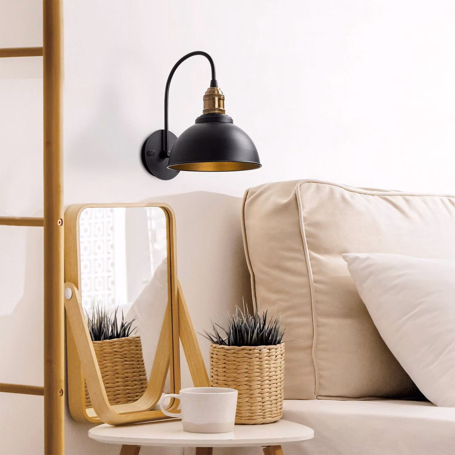 Applique Saglam, nero/oro, altezza 36 cm, metallo Saglam Opviq, dimmerabile, Nero, Soggiorno / Sala da pranzo, Metallo, Lampada a sospensione