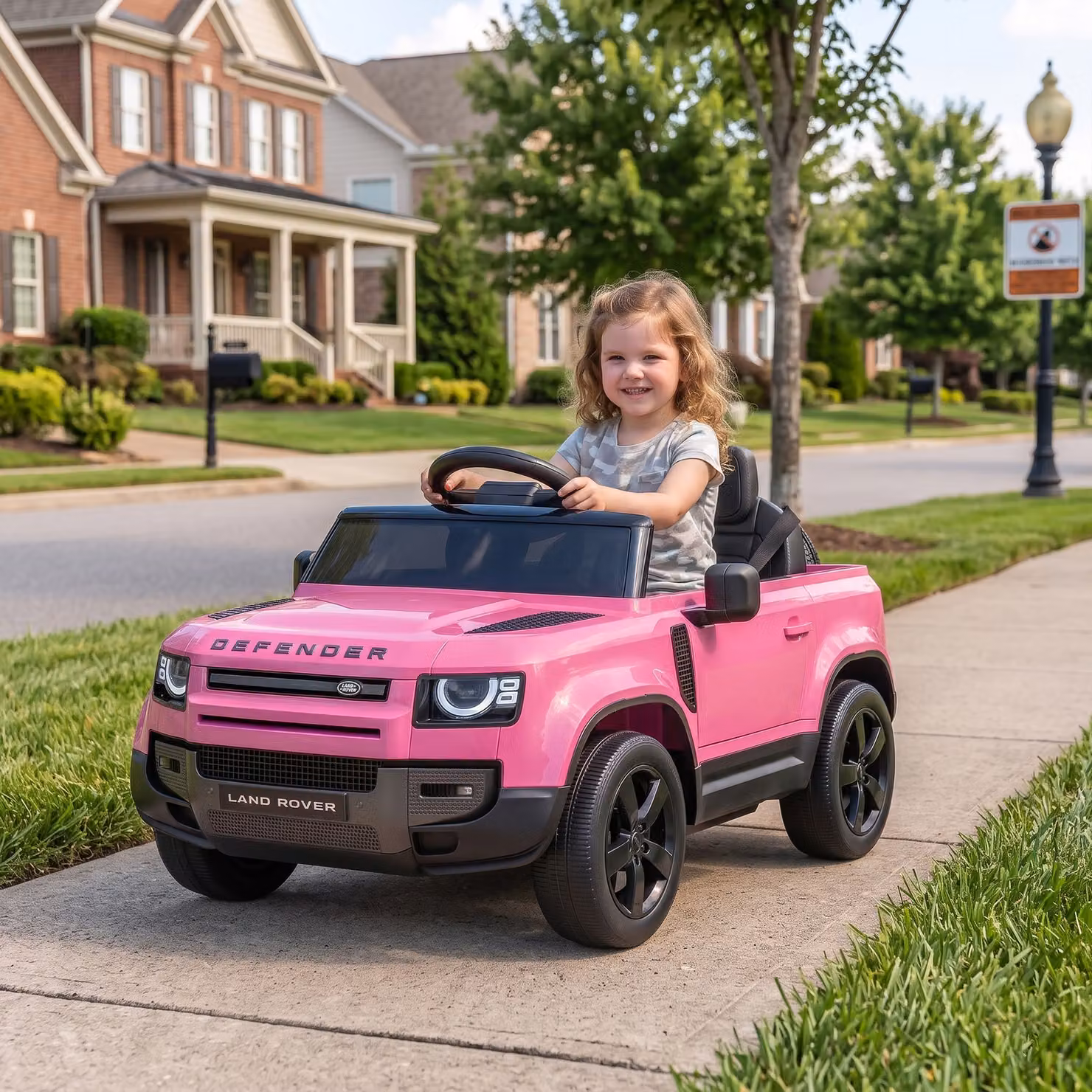 Auto elettrica per bambini AIYAPLAY Land Rover Defender 12V con telecomando, rosa – 2