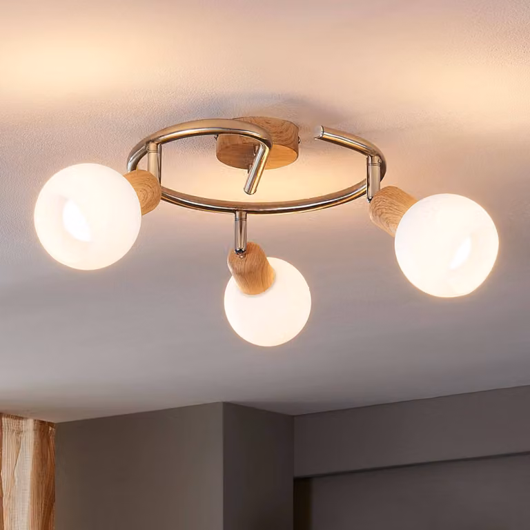 Plafoniera Svenka a 3 luci, base tonda Lindby, dimmerabile, Legno chiaro, Soggiorno / Sala da pranzo, Vetro, Moderno, Faretto