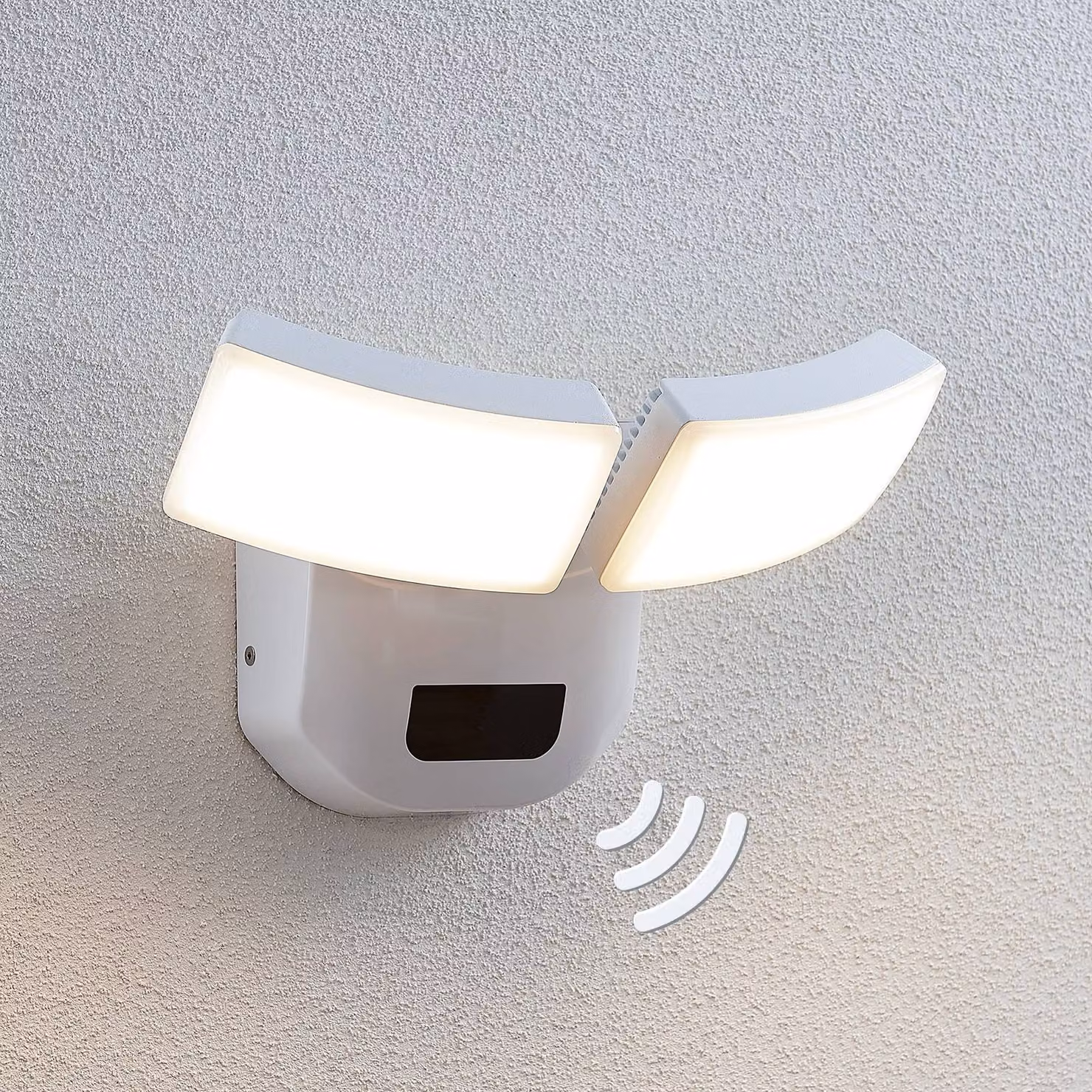 Lindby Applique da esterni LED Nikias, 30 cm, sensore, a 2 luci, bianco Nikias, Bianco / Opale, Alluminio, Moderno