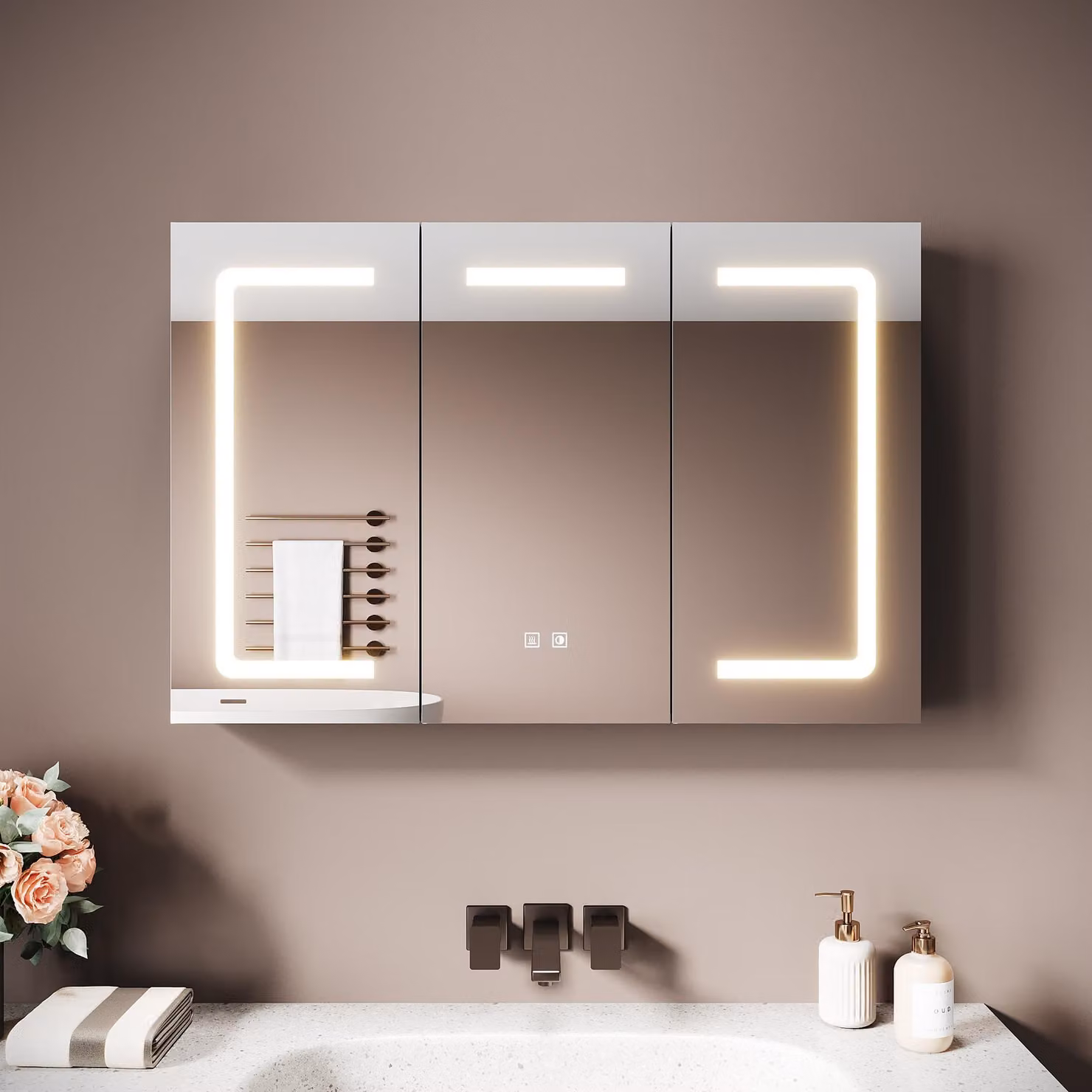 SONNI 90 x 60 x 12,5 cm Armadio a specchio in legno a tre ante n. 4 Marrone chiaro Funzione antiappannamento Presa di ricarica per rasoi