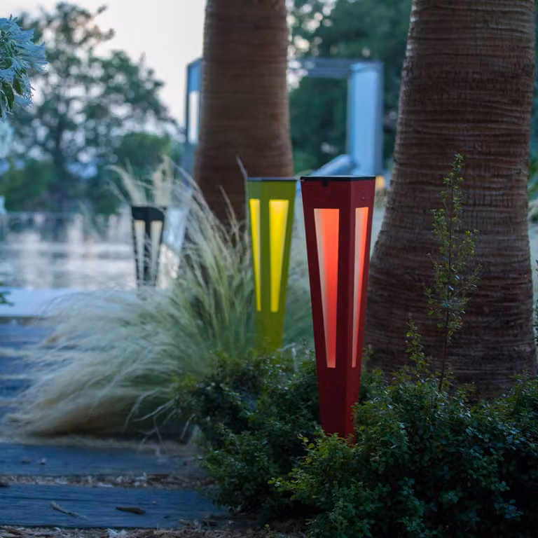 Les Jardins Fiaccola LED solare Tinka a sensore, 62 cm grigio Tinka, dimmerabile, Alluminio / Grigio / Zincato, Alluminio, Lampade solari