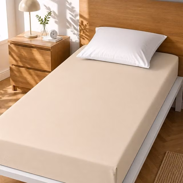 Lenzuolo singolo con angoli elasticizzati KASANOVA in cotone traspirante beige L/P: 90 x 200 cm