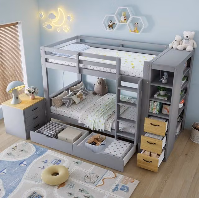 Letto a castello 90x200 cm con cassetti; scaffale laterale e comodino; grigio chiaro e naturale
