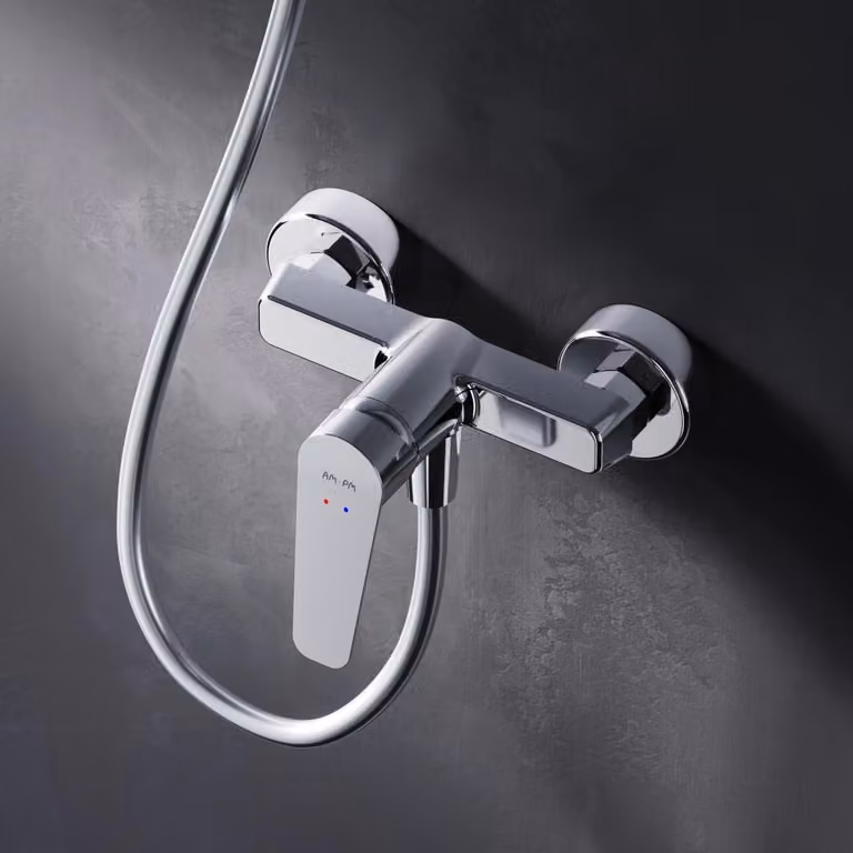Miscelatore monocomando con tecnologia SoftMotion, finitura cromata